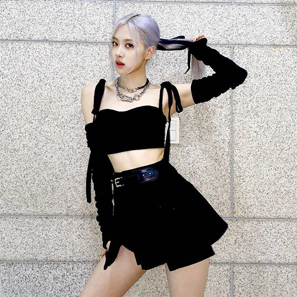 BLACKPINK ROSE ロゼ  K-POP トップス パンツ ライブ コンサート 服装 練習 衣装